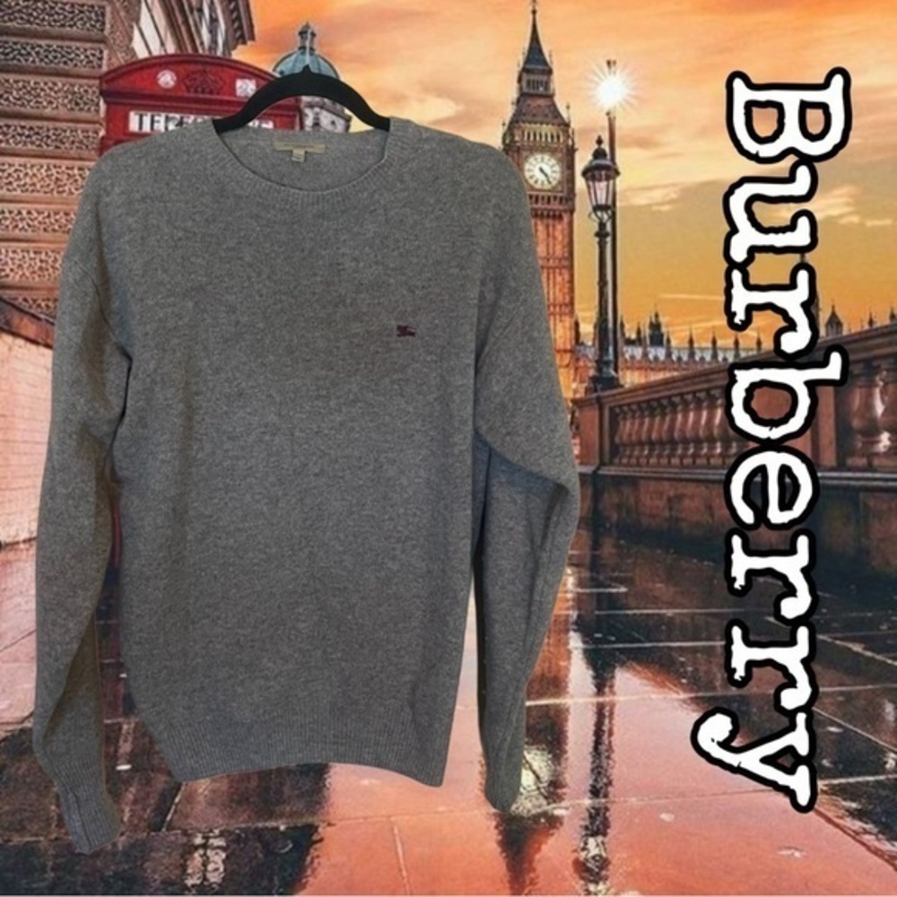 Authentic Burberry Mens Gray Long Sleeve
Pullover Sweater Size S Merino Wool